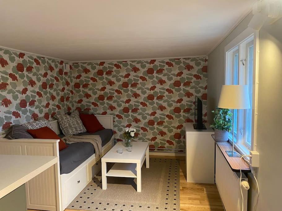 Mindre Laegenhet I En Lantlig Miljoe I Skrea Apartment ฟัลเคนเบิร์ก ภายนอก รูปภาพ